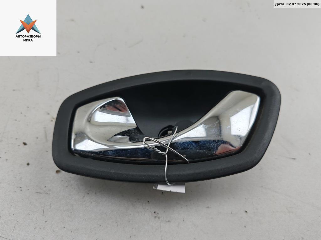 ручка внутренняя задняя левая Renault Captur 1 поколение 2016, 1.2 л., бензин, АКПП, серый, внедорожник 5 дв., 806700006R - фото №1