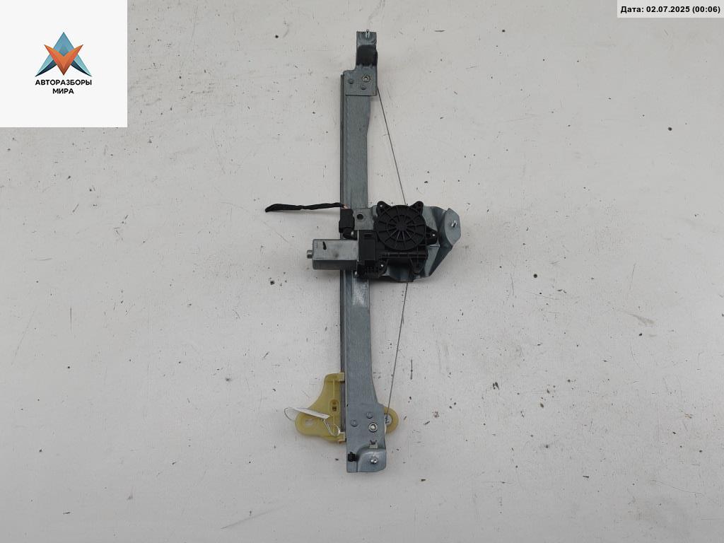 стеклоподъемник электрический передний правый Renault Captur 1 поколение 2016, 1.2 л., бензин, АКПП, серый, внедорожник 5 дв., 128001471-B - фото №1