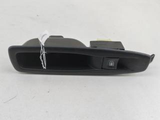 кнопка стеклоподъемника заднего правого Renault Captur 2016, 1.2 л., бензин, АКПП, серый, внедорожник 5 дв., 829614619R