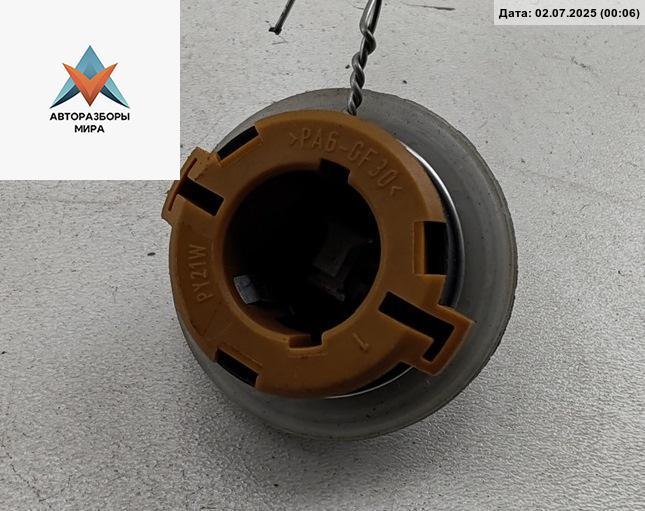 Патрон лампы указателя поворота Volkswagen Touran 1 поколение 2004, 1.9 л., дизель, МКПП, синий, минивэн - фото №1