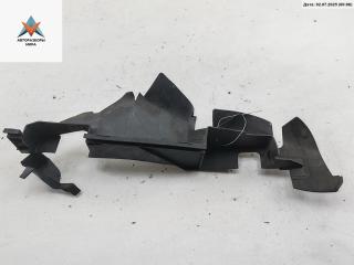 диффузор вентилятора Audi A6 4B/C5 1998, 2.5 л., дизель, АКПП, чёрный, универсал, 4B0121203C