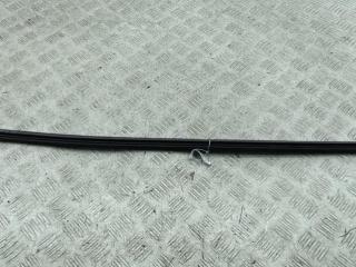 Молдинг стекла двери наружный Ford Mondeo 2 поколение 1997, 1.8 л., бензин, АКПП, синий, хетчбэк 5 дв.