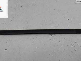 молдинг двери задней правой Renault Laguna 3 поколение 2009, 2.0 л., бензин, МКПП, чёрный, универсал, 828720001R