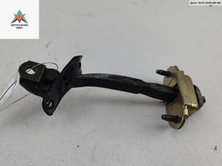ограничитель открывания двери Ford Focus 1 поколение [рестайлинг] 2003, хетчбэк 3 дв., 170703