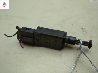 Датчик (включатель) стоп-сигнала Volkswagen Transporter T4 1999, 2.5 л., дизель, МКПП, белый, микроавтобус, 1H0927189D