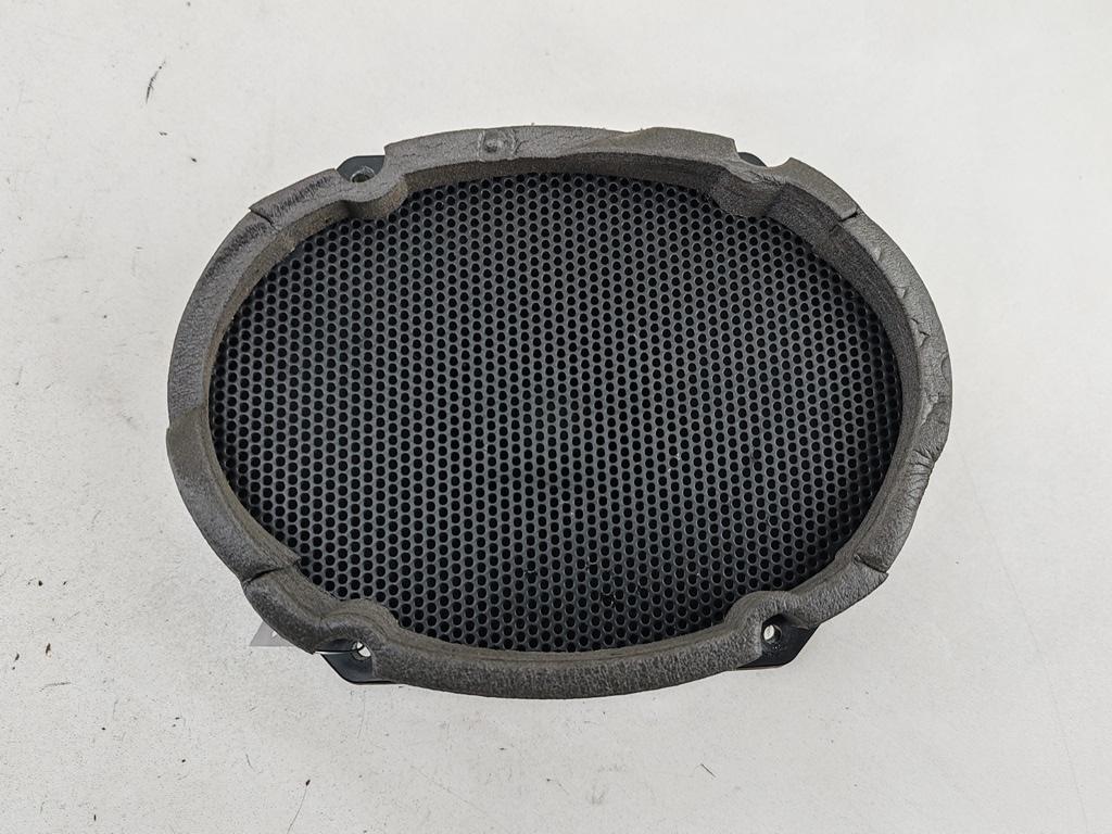 динамик двери Ford Focus I 2000, 1.8 л., бензин, МКПП, чёрный, универсал, 18808-AB
