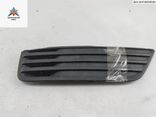 заглушка (решетка) в бампер Ford Focus 2 поколение 2005, 1.6 л., i, бензин, МКПП, серый, хетчбэк 5 дв., 4M5119952BE