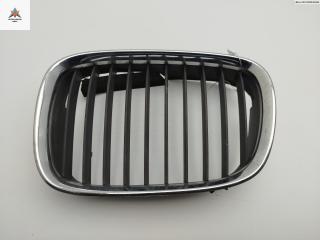 решетка радиатора BMW 5 серия E39 1998, серый, седан, 8159311