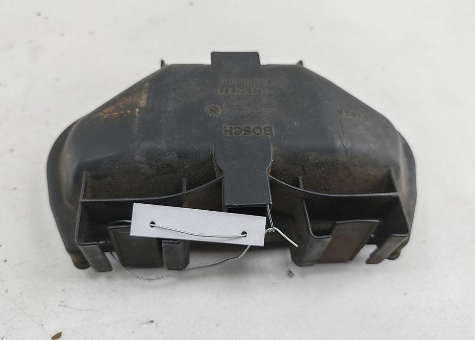 крышка фары Audi A4 B5 1997, 1.6 л., бензин, МКПП, серый, седан, 1305219063