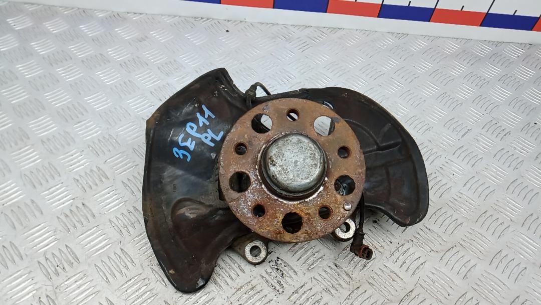 ступица передняя левая Mercedes-Benz C-Класс W204/S204 2007, 2.2 л., дизель, АКПП, седан - фото №1