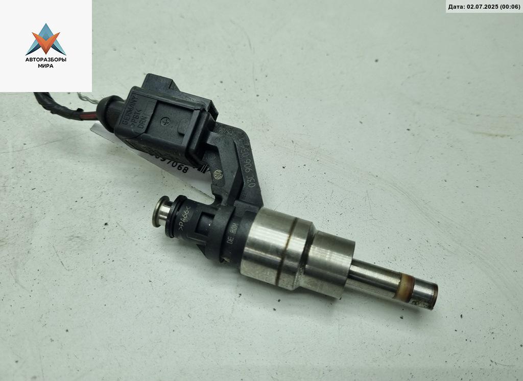 форсунка Volkswagen Touran 1 поколение 2004, 1.6 л., бензин, АКПП, зелёный, минивэн, 03C906036A - фото №1