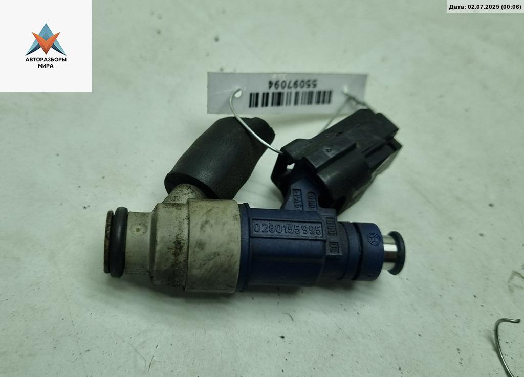 форсунка Volkswagen Bora 1 поколение 2001, 2.0 л., бензин, МКПП, чёрный, седан, 06A906031AC - фото №1