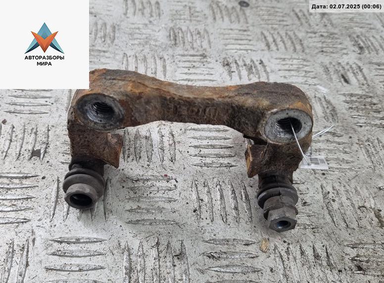 скоба суппорта SEAT Altea 1 поколение 2005, 1.9 л., дизель, МКПП, серый, минивэн - фото №1