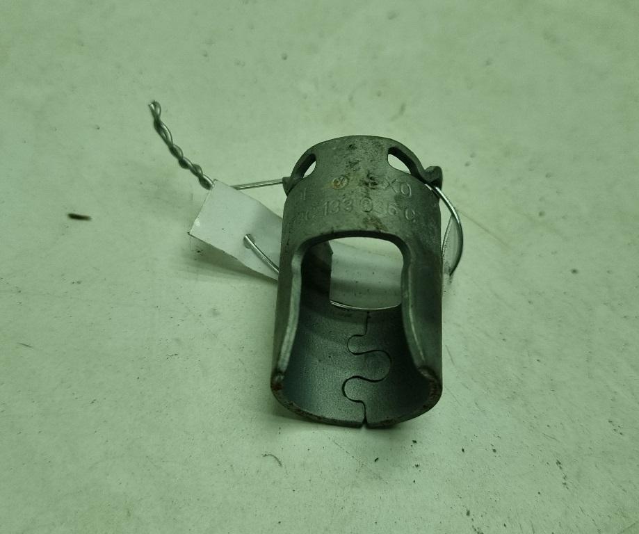 кронштейн (крепление) Volkswagen Touran 2004, 1.6 л., бензин, АКПП, зелёный, минивэн, 03C133036C