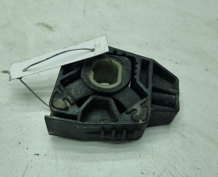 кронштейн радиатора Volkswagen Bora 2002, 2.3 л., бензин, МКПП, серый, универсал, 1J0806155