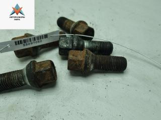 болт колесный Volkswagen Touran 1 поколение 2005, 2.0 л., дизель, АКПП, чёрный, минивэн