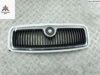 решетка радиатора Skoda Fabia 1 поколение (6Y) [рестайлинг] 2004, белый, хетчбэк 5 дв.