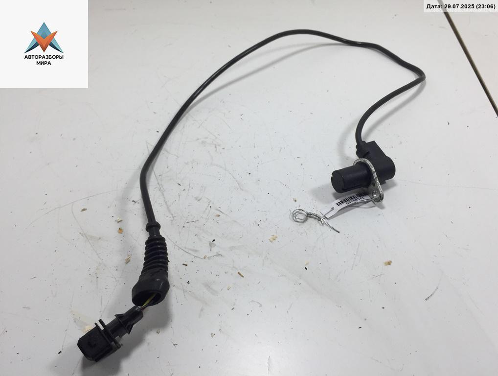 датчик коленвала BMW 5 серия E39 1998, 2.8 л., бензин, АКПП, зелёный, седан - фото №1