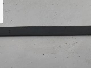 молдинг двери передней левой Volkswagen Passat B3 1997, 357853515