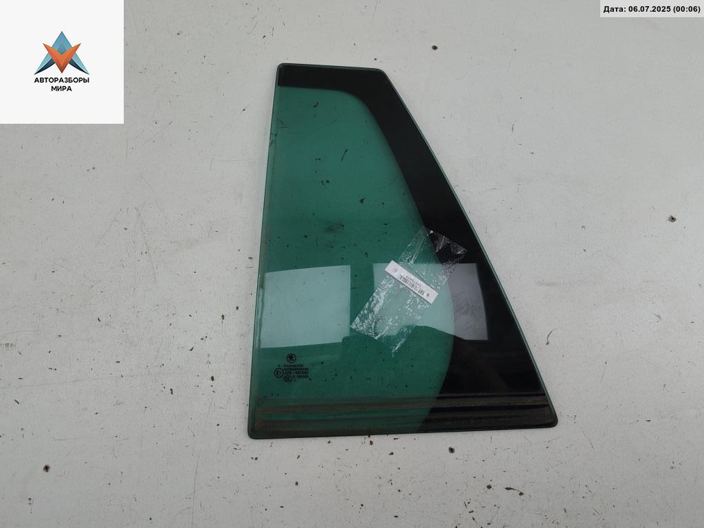 форточка задняя левая Skoda Fabia 2 поколение (5J) 2008, 1.6 л., бензин, МКПП, серый, хетчбэк 5 дв., 43R-001595 - фото №1