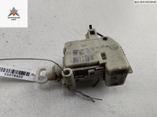 активатор замка багажника Volkswagen Passat B5 1998, 1.6 л., бензин, МКПП, чёрный, универсал, 3B0959781