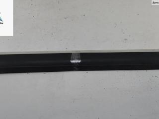 молдинг двери передней правой Volkswagen Touareg 1 поколение [рестайлинг] 2009, 3.0 л., дизель, АКПП, чёрный, внедорожник 5 дв., 7L6837788G