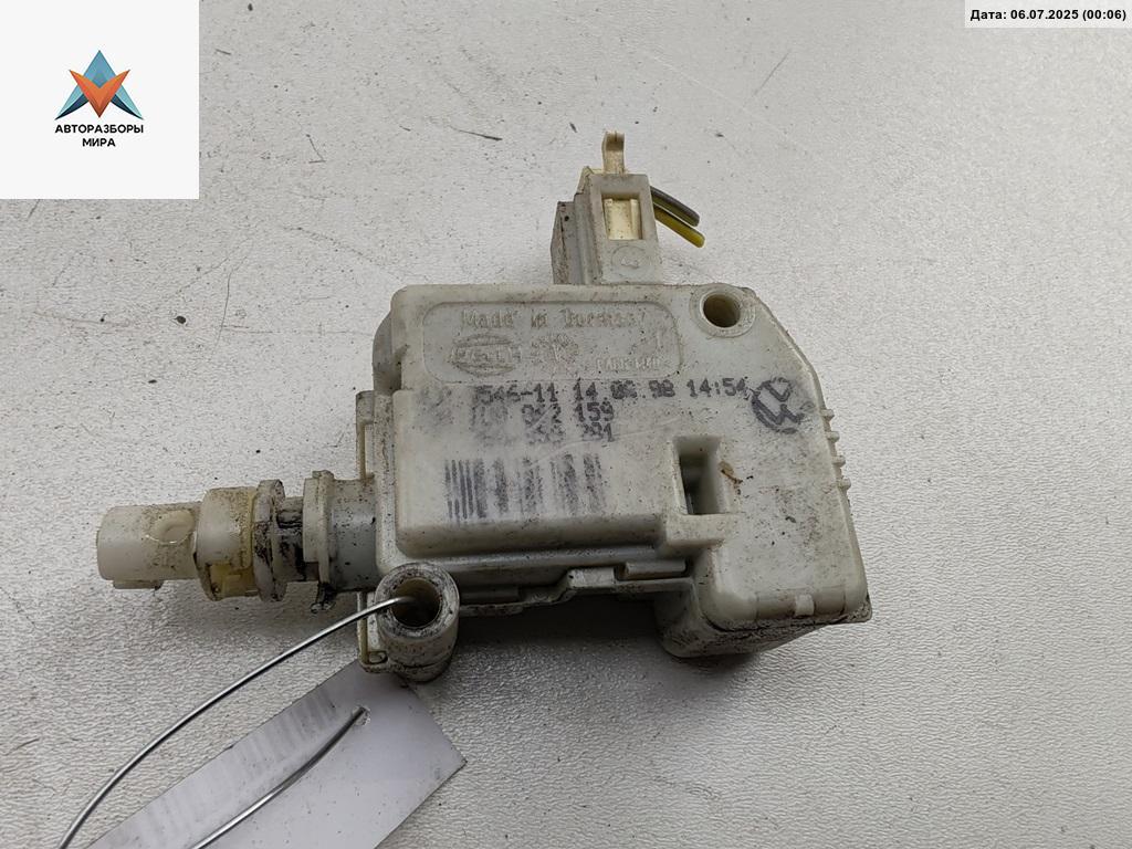 активатор замка багажника Skoda Octavia mk1 (A4 1U) 1998, 1.6 л., бензин, МКПП, зелёный, универсал, 1U8042159 - фото №1