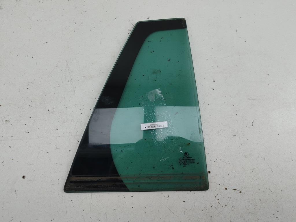 форточка задняя правая Skoda Fabia mk2 (5J) 2008, 1.6 л., бензин, МКПП, серый, универсал, 43R001595 - фото №1