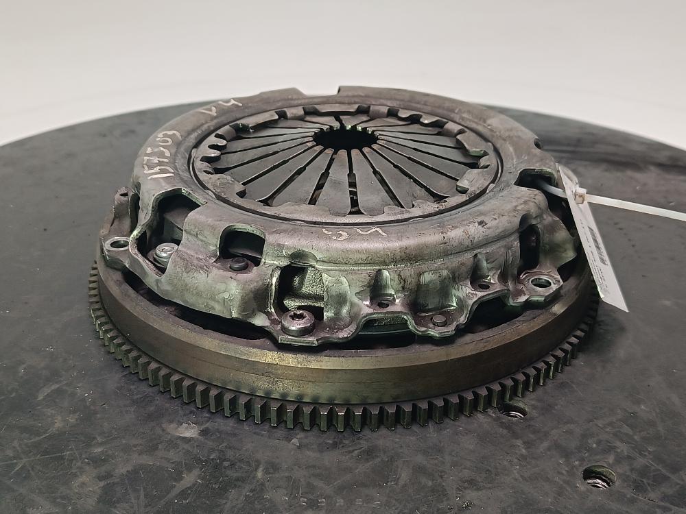 маховик Peugeot 308 T7 2010, цвет - фото №1