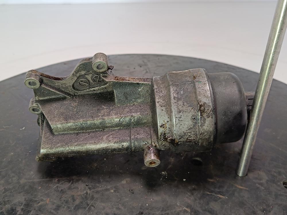 корпус масляного фильтра Peugeot 308 T7 2010, цвет, 755852180 - фото №1