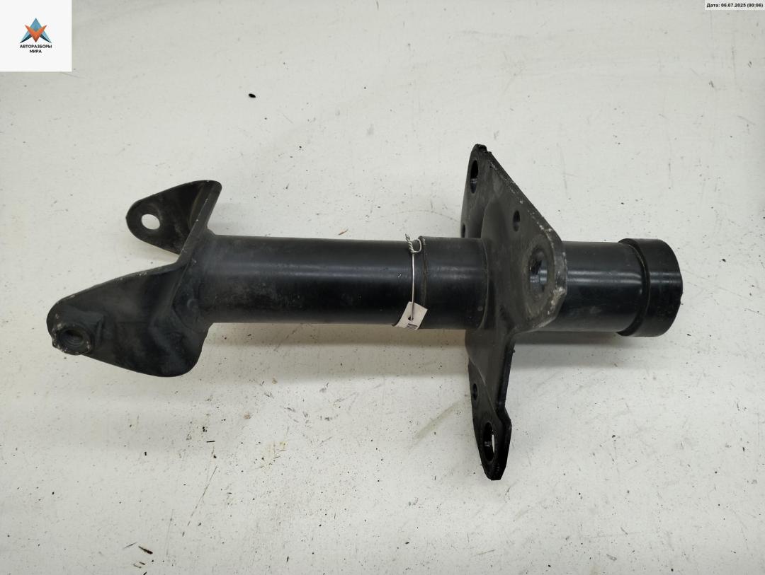 кронштейн (крепление) Volkswagen Passat B5 1998, 1.9 л., дизель, МКПП, серый, универсал, 3B0807134A - фото №1