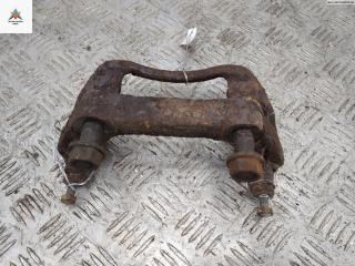 скоба суппорта Volkswagen Transporter T4 1995, 2.4 л., дизель, МКПП, белый, микроавтобус