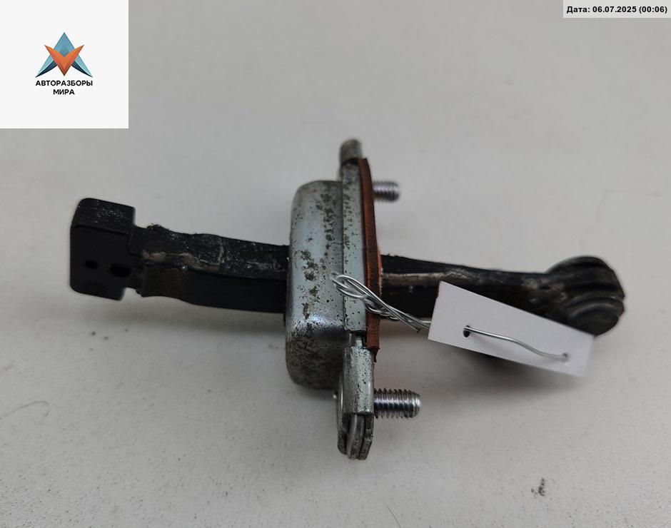 Ограничитель открывания двери задней Kia Sportage 3 поколение 2012, внедорожник 5 дв. - фото №1