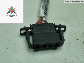 разъем (фишка) проводки Volkswagen Golf 5 поколение 2004, 1.4 л., бензин, МКПП, серый, хетчбэк 5 дв., 1J0972704