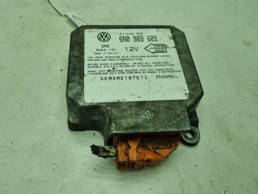 датчик AirBag Volkswagen Golf-5 2004, 1.4 л., бензин, МКПП, серый, хетчбэк 5 дв., 6N0909603