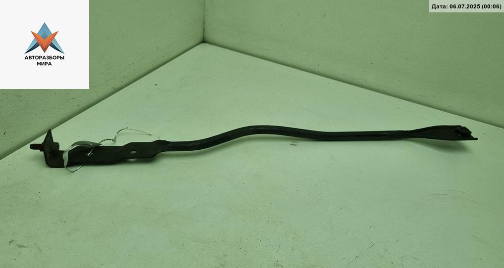 кронштейн (крепление) Volkswagen Passat B5 1998, 1.8 л., бензин, МКПП, зелёный, универсал, 3B0805489D - фото №1