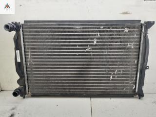 радиатор охлаждения Volkswagen Passat B5 [рестайлинг] 2002, 2.0 л., бензин, МКПП, серый, универсал, 8D0121251AT