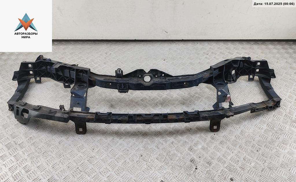 Рамка радиатора Ford Focus 2 поколение 2006, 1.6 л., i, бензин, МКПП, синий, универсал, 4M518B041AL - фото №1