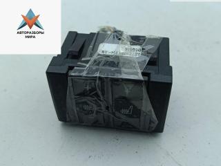 кнопка обогрева сидений Ford Mondeo 3 поколение [рестайлинг] 2004, 2.0 л., бензин, МКПП, серый, хетчбэк 5 дв., 1S7T19K314AA