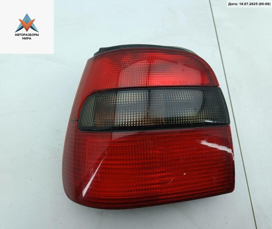 фонарь задний левый Skoda Felicia 1 поколение 1996, 1.3 л., бензин, МКПП, красный, хетчбэк 5 дв., 441987881896 - фото №1