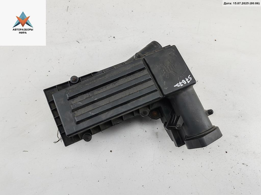 корпус воздушного фильтра Volkswagen Touran 1 поколение 2004, 1.9 л., дизель, МКПП, синий, минивэн, 1K0129607P - фото №1