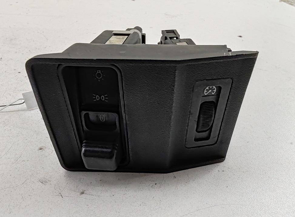 переключатель света BMW 5 E34 1990, 2.5 л., бензин, МКПП, синий, седан, 1384005