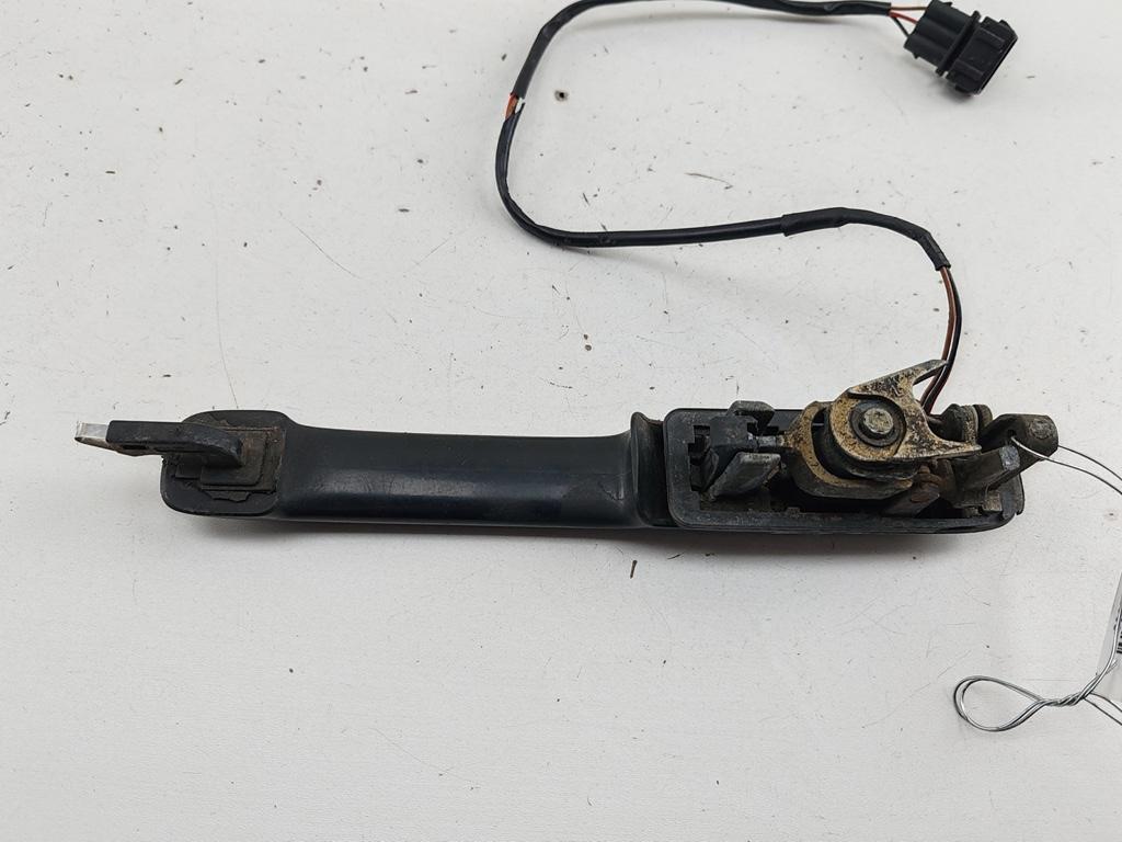 ручка наружная передняя левая Volkswagen Passat B4 1996, 1.8 л., бензин, МКПП, синий, универсал