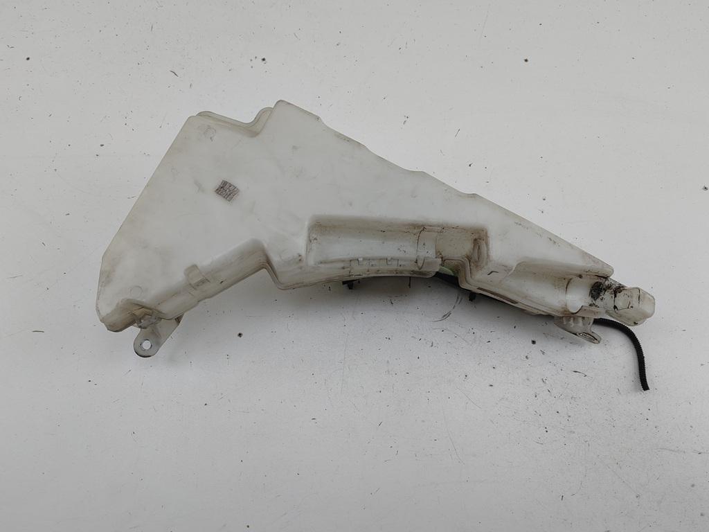 бачок омывателя Audi A6 C6 2006, 2.7 л., дизель, универсал, 4F0955451D