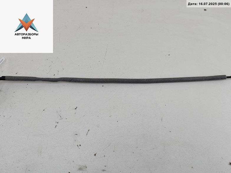 трос двери BMW 3 серия E90/E91/E92/E93 2005, 2.0 л., бензин, АКПП, чёрный, седан - фото №1