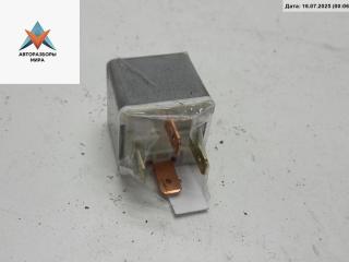 реле (прочие) Volkswagen Passat B3 1991, 1.8 л., бензин, МКПП, красный, универсал, 141961253B