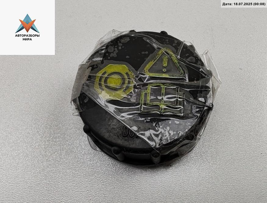 Крышка бачка тормозной жидкости Ford Mondeo 4 поколение 2007, 2.0 л., дизель, АКПП, серый, универсал, 03355617791 - фото №1