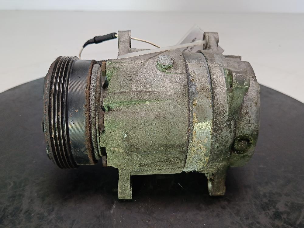 компрессор кондиционера Renault Megane 1 поколение 1998, цвет, 6560470 - фото №1