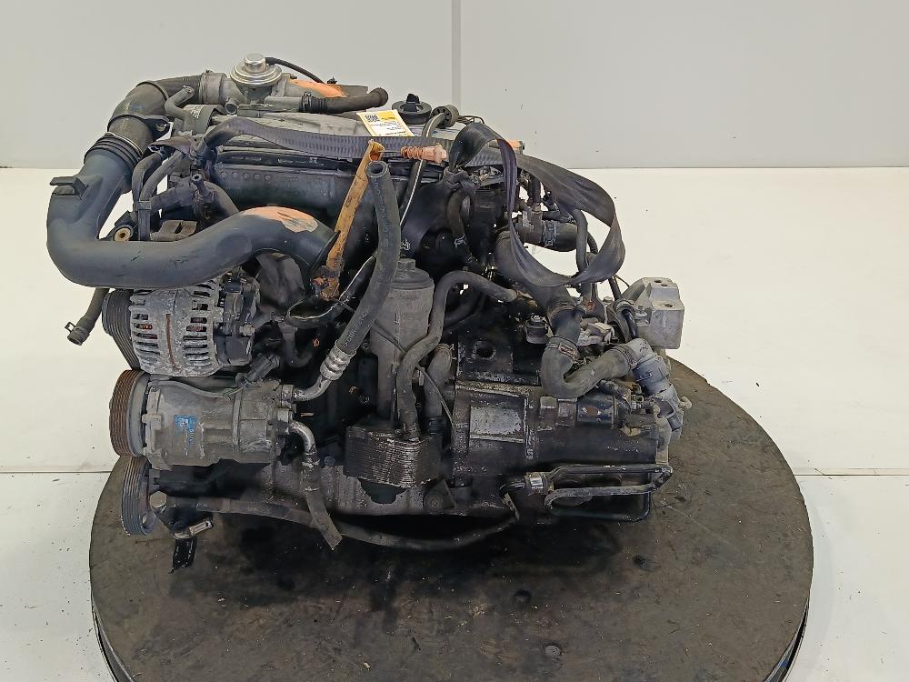 двигатель Volkswagen Golf 4 поколение 2002, цвет, ATD - фото №1