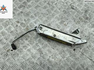 домкрат Audi A4 B6 2002, 2.0 л., бензин, МКПП, синий, универсал, 8E0011031D